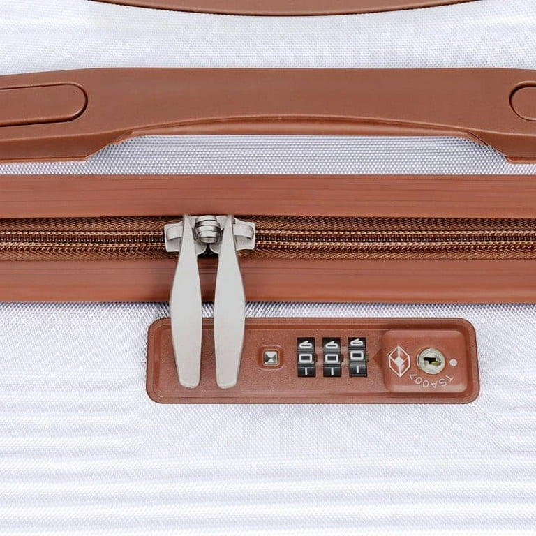 Hikolayae Cottoncandy Collection 3 Piece Hardside Spinner Suitcase