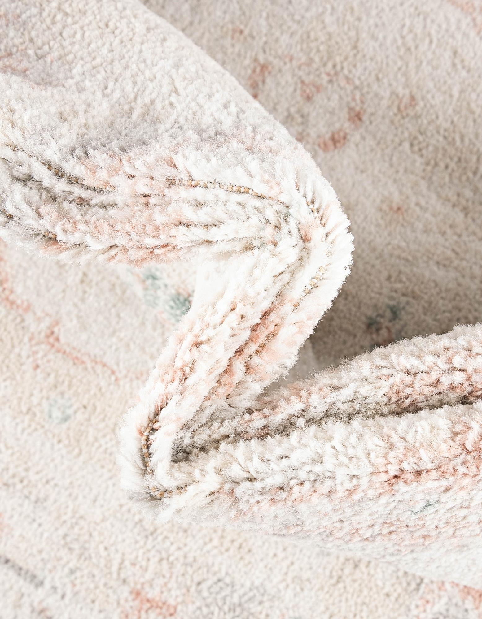 Unique Loom Madeline Vintage Collection Area Rug - Jackson (2' x 6' Runner Ivory/Pink)
