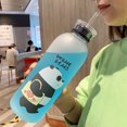thumbnail image 3 of Vaso de agua con pajita de plástico de gran capacidad para estudiantes mujeres y hombres, estilo coreano, botella de agua portátil de verano de gran valor estético, 3 of 6