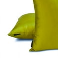 thumbnail image 4 of Funda de cojín lumbar decorativa HomeCentric, color chartreuse, paquete de 2, 50 x 65 cm (20 x 26 pulgadas), funda de cojín rectangular lisa de satén, estilo moderno - Chartreuse Slub Satin, 4 of 5