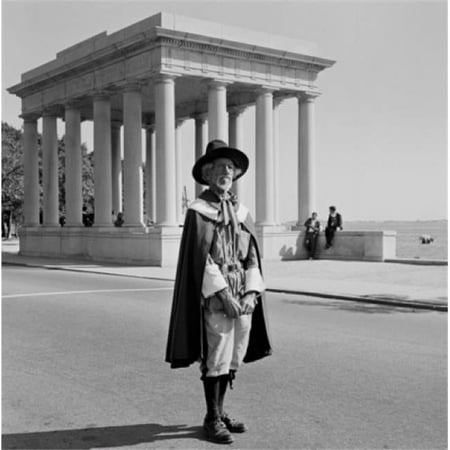 USA Massachusetts Plymouth Plymouth Rock Showing Attendant Dressed as Pilgrim Father for Atmosphere Poster Print - 18 x 24 in.