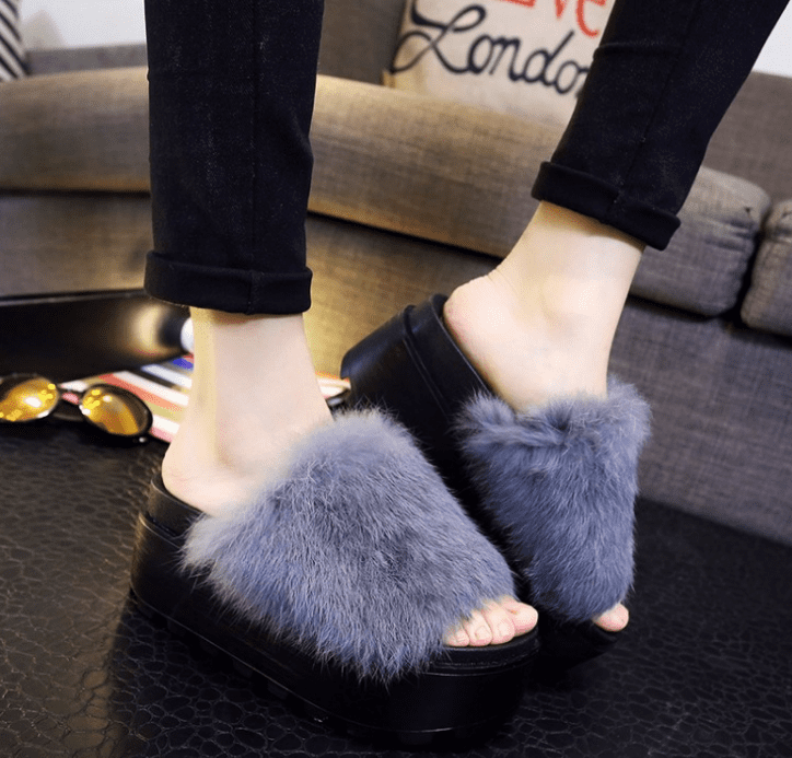 fluffy mules slides