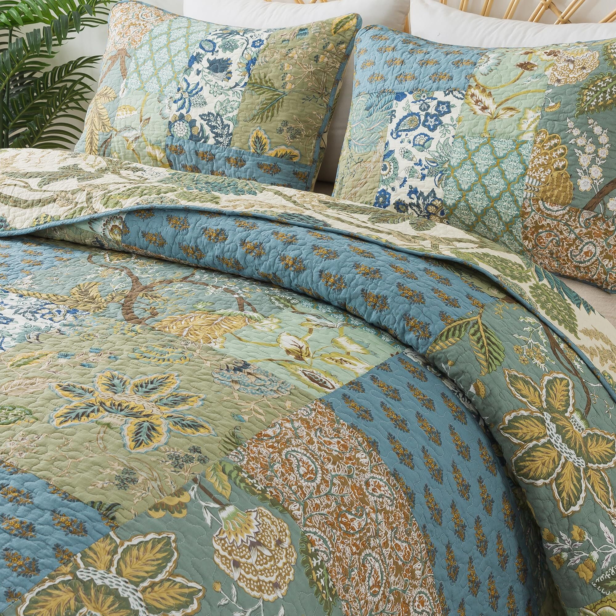 Nordmiex Patchwork Cotton Quilt Set Bohemian Floral Bedding Set, California King