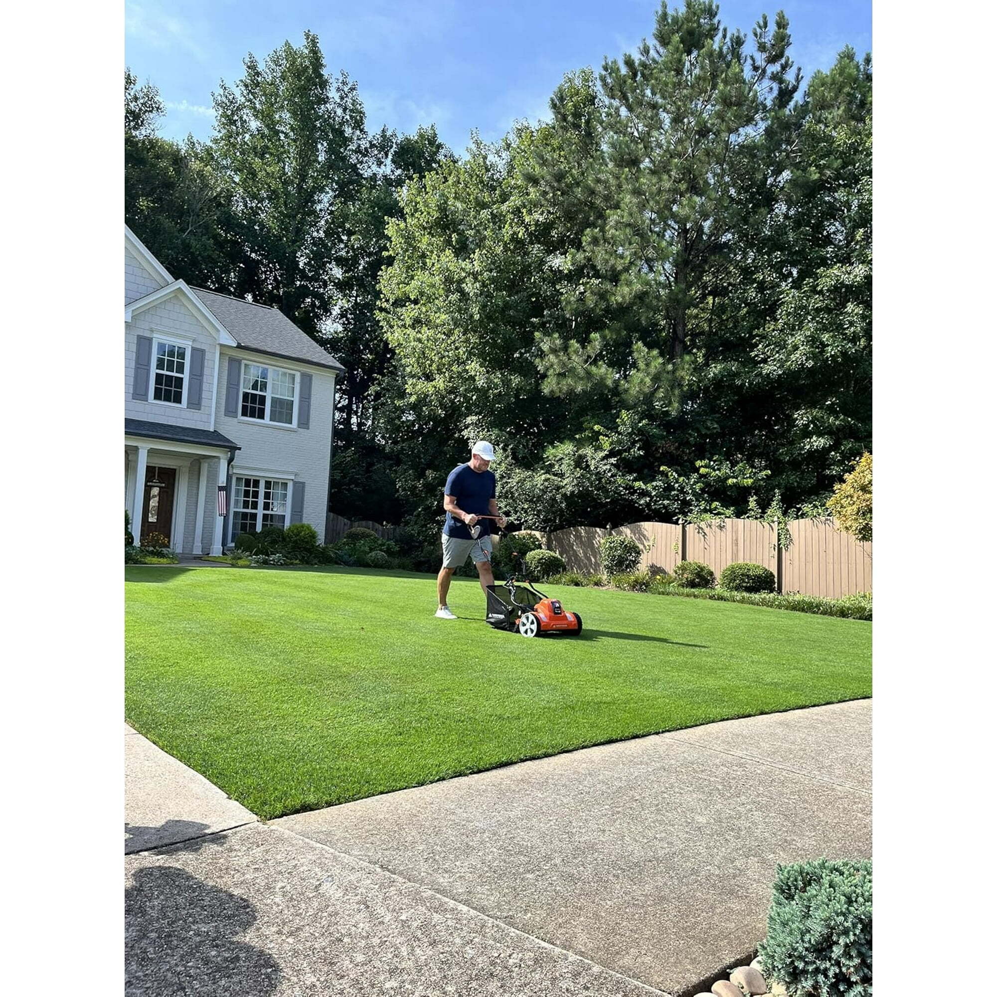 Yard Force Bermuda 15-inch Reel Mower, 20V Lithium-Ion, 2 Battery, Compact, 12 Gallon Bag, Clean Cut for Healthy Lawn