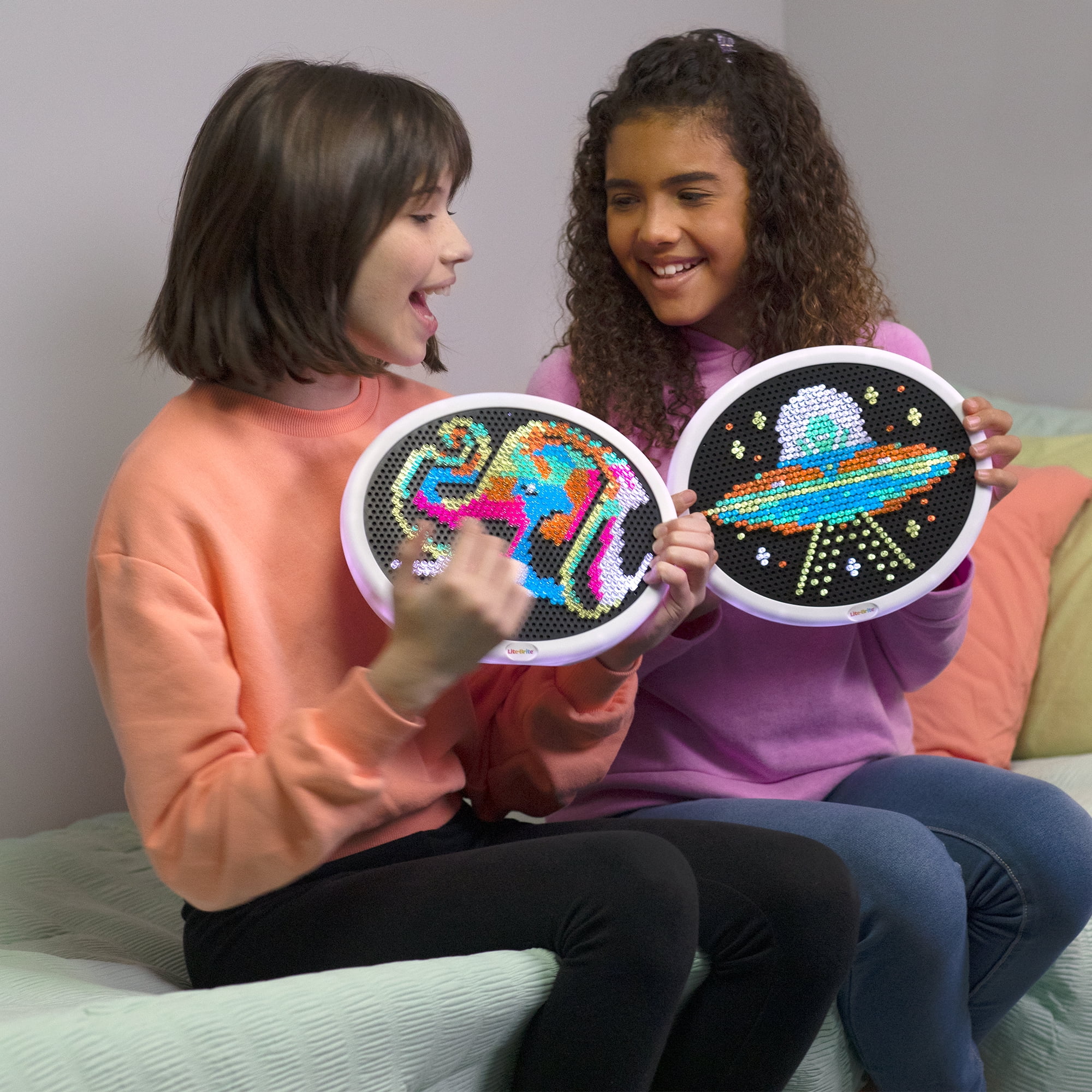 Lite Brite Oval HD Animate Mode Art Template (8 HD Templates)