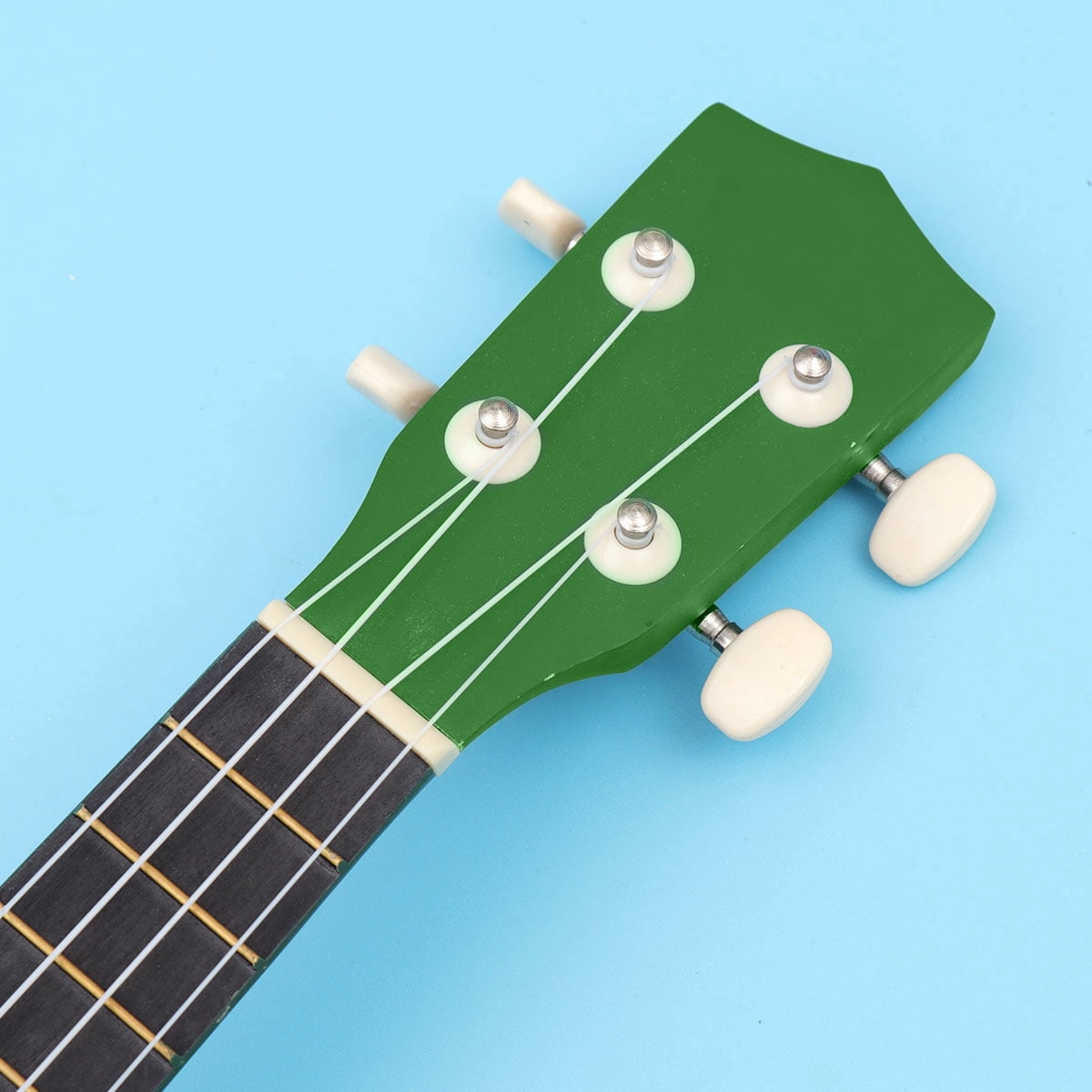 LOLIPPYY Green Concert Ukulele with 4 Carbon Nylon Strings for Music Lovers 21 Inch