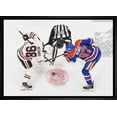 thumbnail image 1 of Connor Bedard et Connor McDavid Toile Encadrée 20x29 Blackhawks, 1 of 9