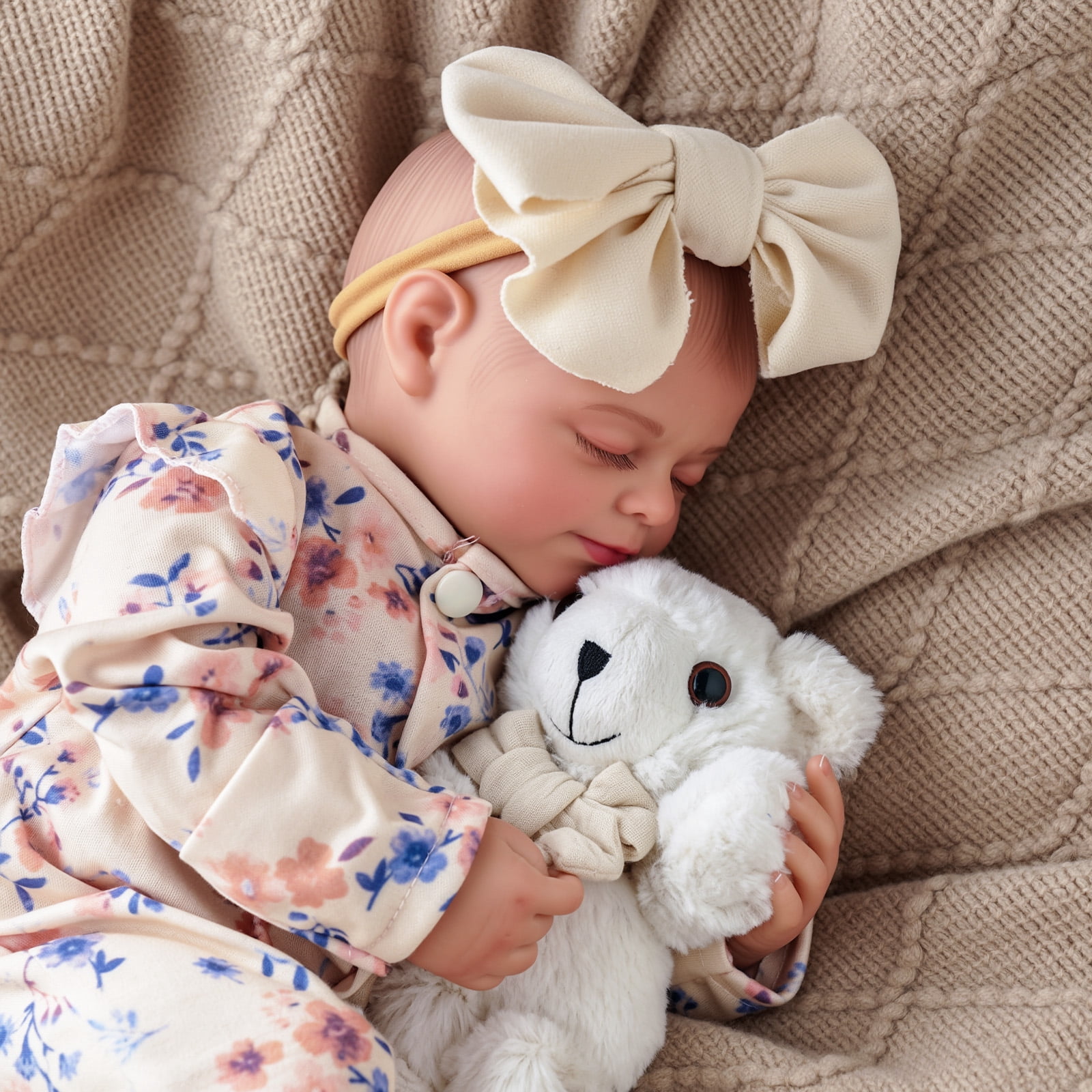 Reborn Baby Dolls 17 inch Soft Body Realistic Newborn Baby Dolls with Clothes Gift Box for Kids Age 3+