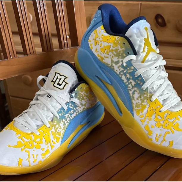N I-K-E Jo r-dan Zion 3 Marquette Golden Eagles Men's Size 15 PE
