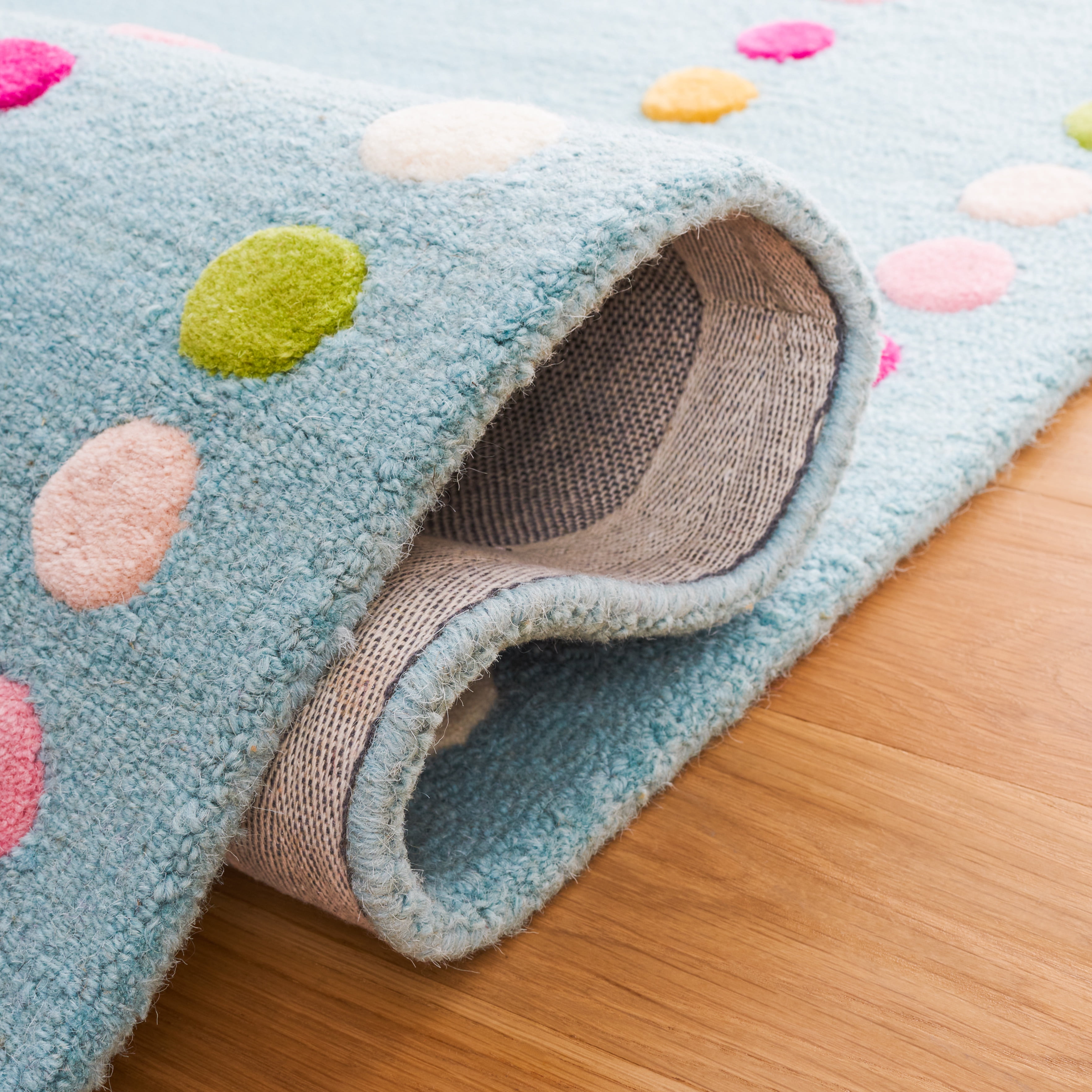 SAFAVIEH Kids Bordered Bold Polka Dots Area Rug, Blue/Pink, 4' x 6'