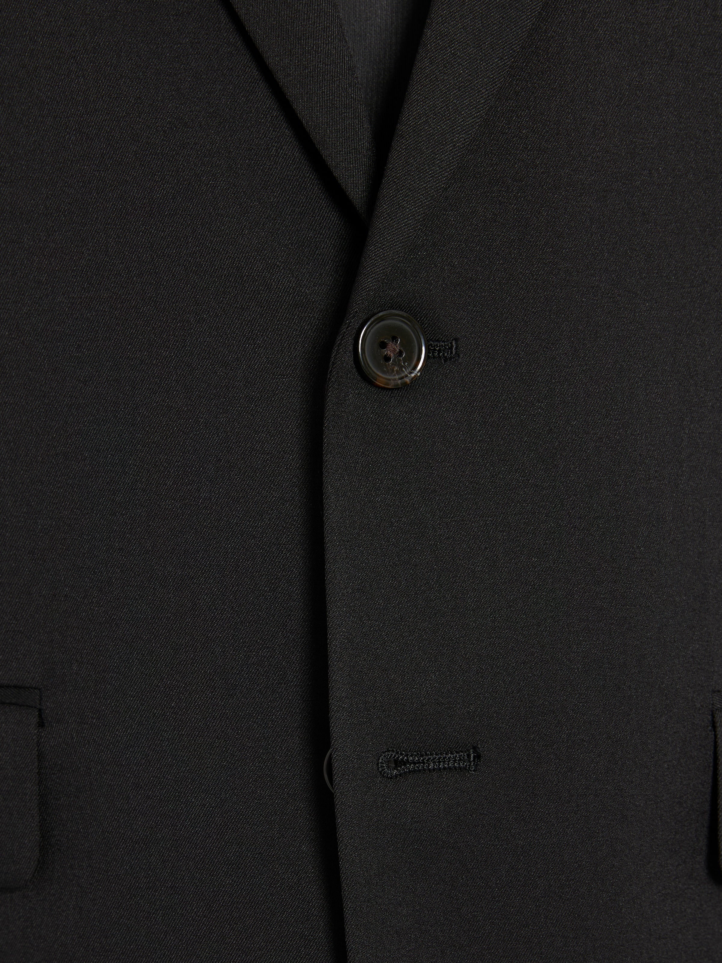 Chaps Men's Solid Classic Fit Tailored Suit