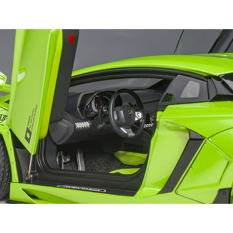 様さま専用Lamborghini 1/18スケール ミニカー グリーン 様さま専用Lamborghini 1/18スケール ミニカー グリーン 様さま
