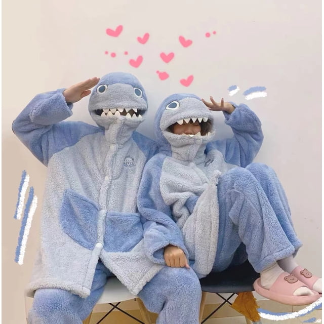 Pijama de polar coral con dibujos animados para mujer, con capucha de tiburón gruesa para invierno, para parejas