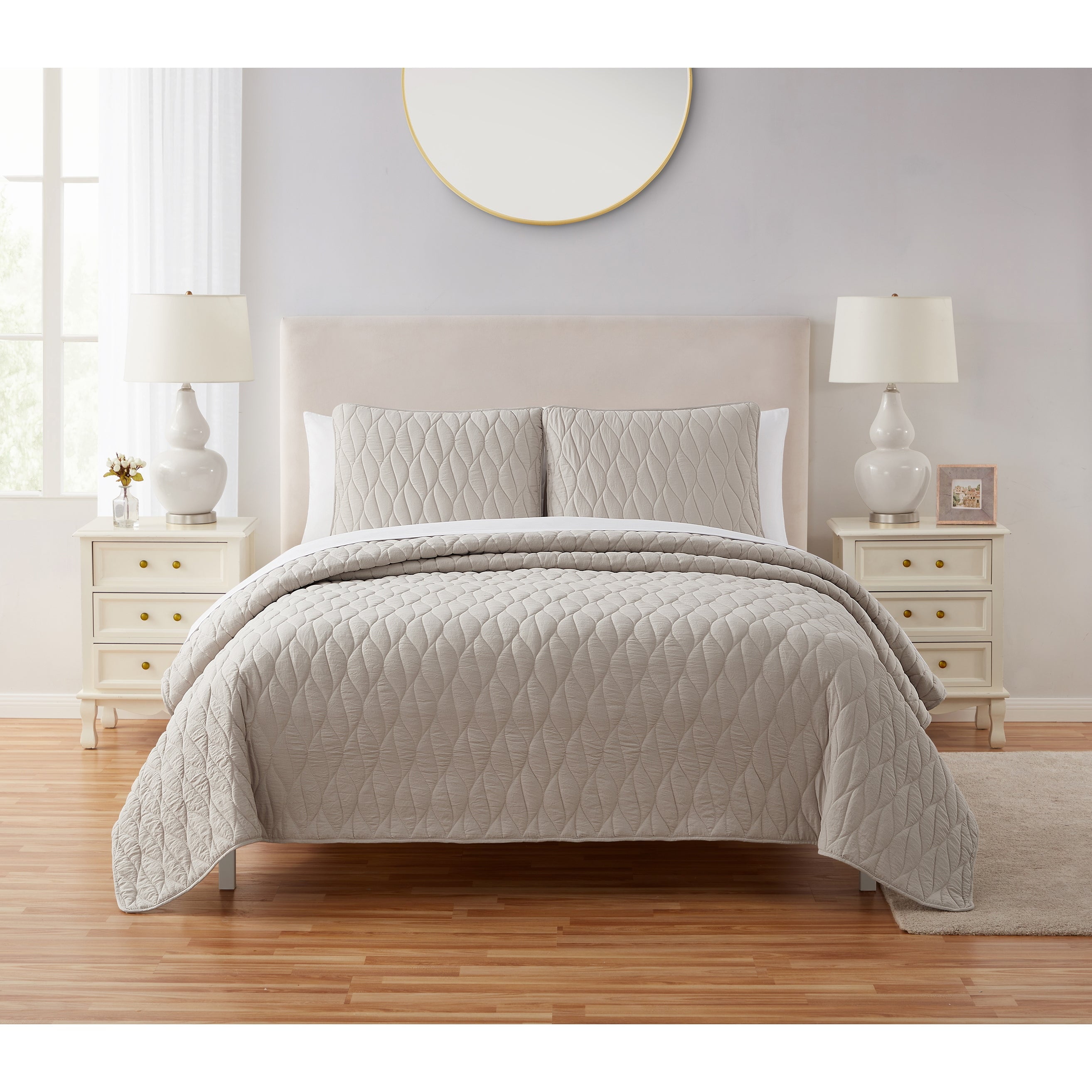 Victoria Classics Tahari Home Emile Solid Ogee Soft Wash Quilt Set