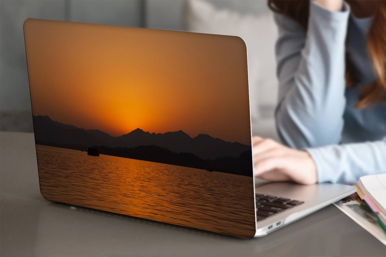 Mcover Custodia Hard Shell Per MacBook Pro 13" (2016) Modelli A1706/A1708 - Blu