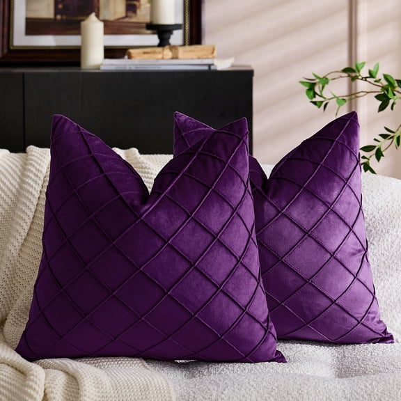 XmhyTop-A 2-Pack Geometric Velvet Pillow Covers 45x45cm Pleated Lattice Rhombus Textured Cushion Covers for Sofa Bed Decor, Plush Square Pillow Case Set,Dark Purple
