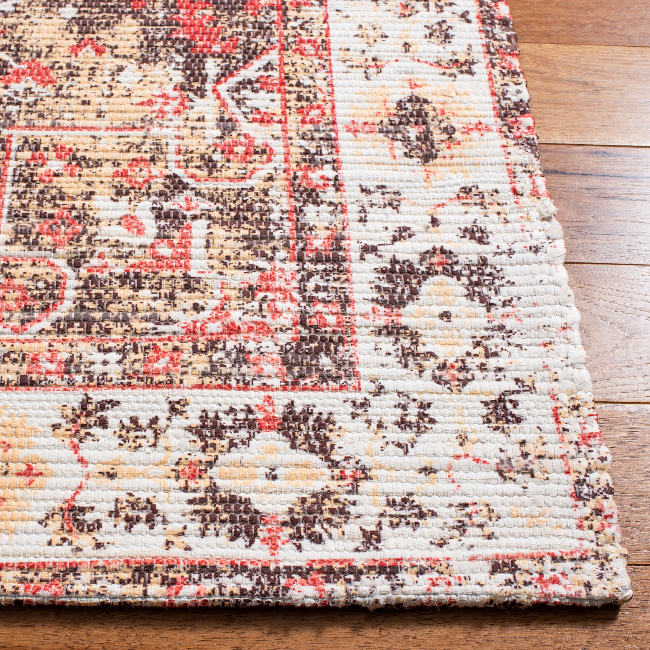 SAFAVIEH Saffron Ekaterina Floral Bordered Runner Rug, Ivory/Red, 2'3" x 8'