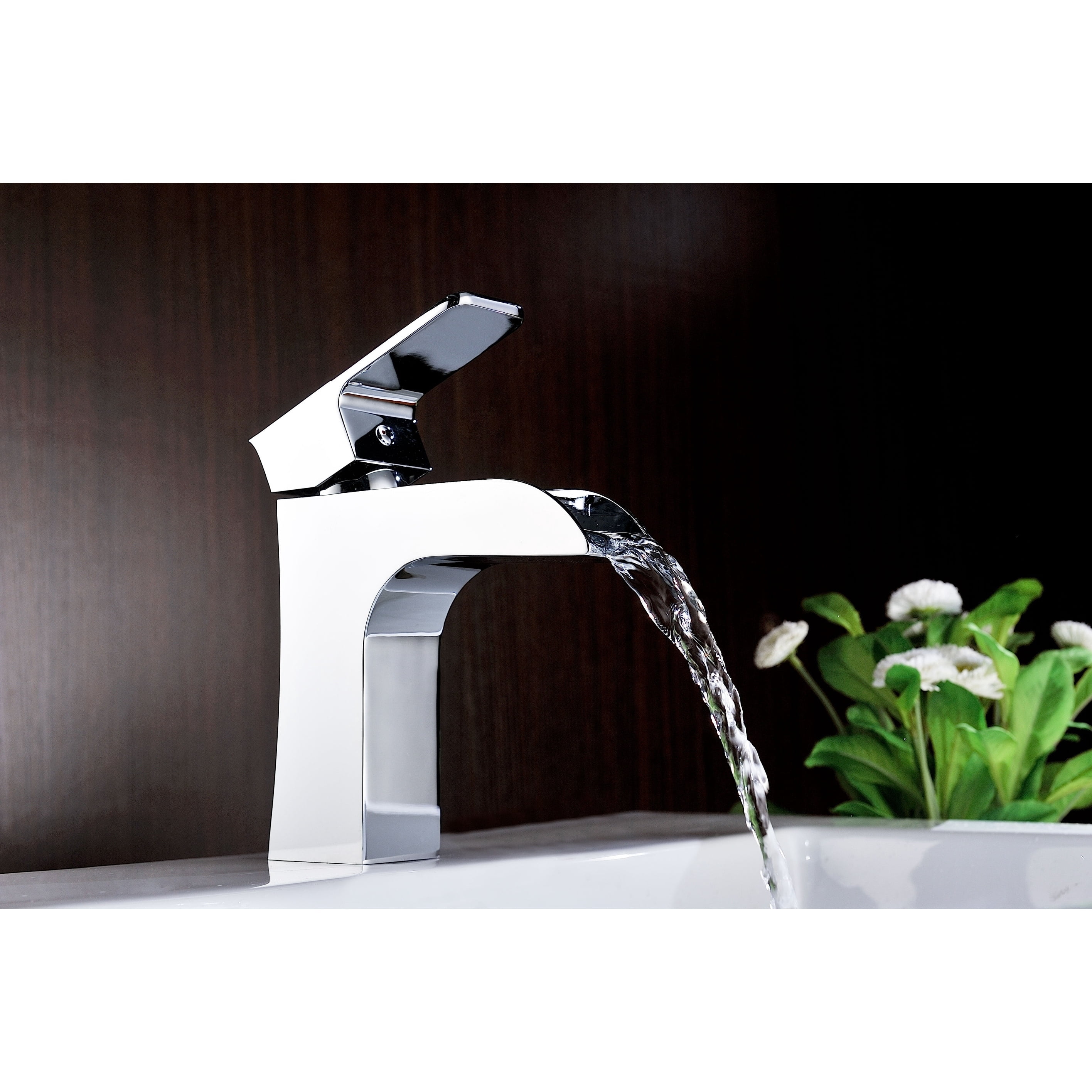 ANZZI Forza Series Single Hole Single-handle Low-arc Bathroom Faucet in Polished Chrome