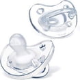 thumbnail image 2 of Chupete de una sola pieza de silicona suave al 100% Chicco PhysioForma, 2 of 3