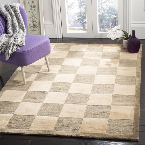 Safavieh Tibetan Scarlett Geometric Wool Area Rug, Green/Beige, 5' x 7'6"