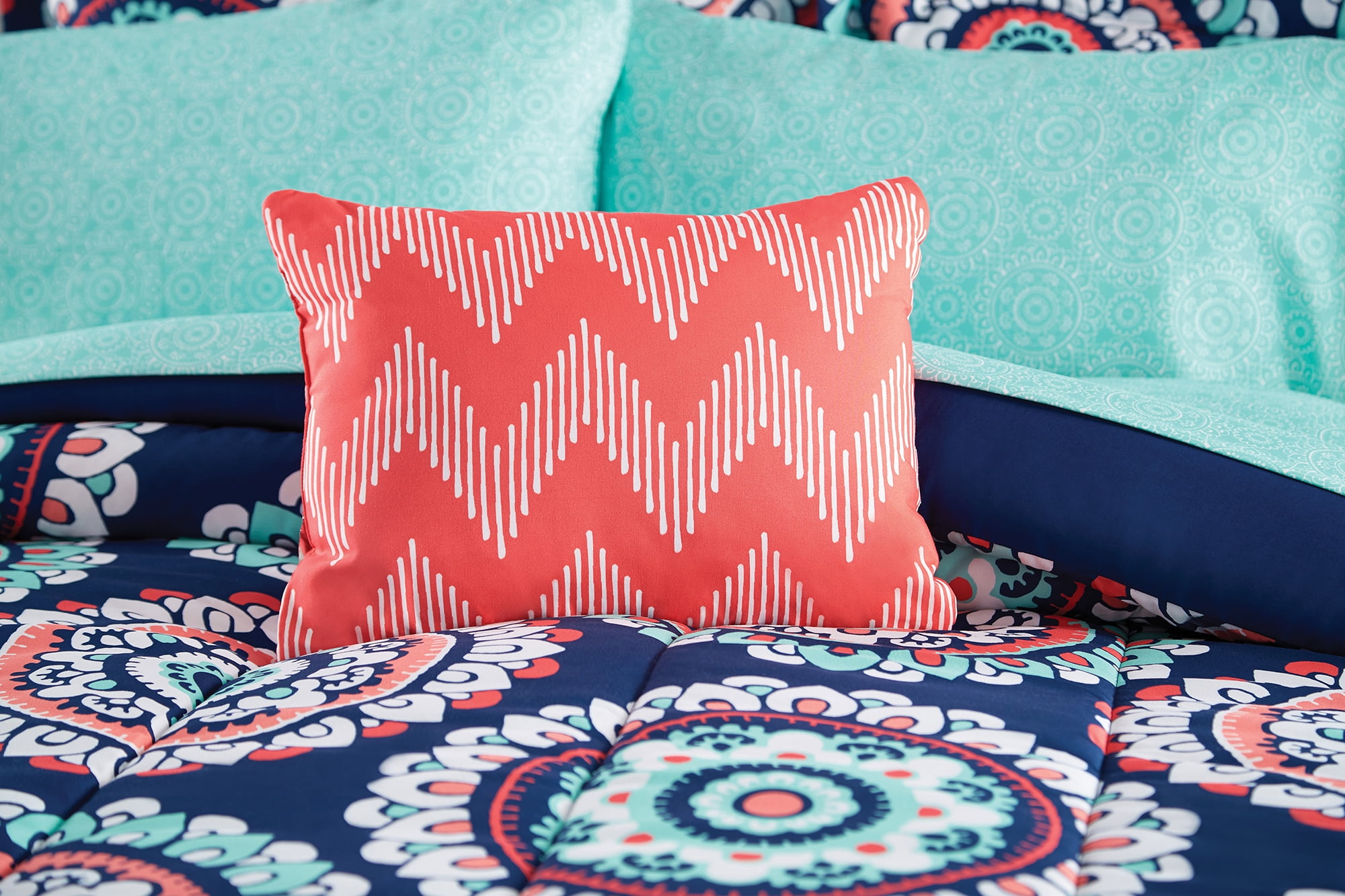Mainstays 6-8 Piece Navy Medallion Bed in a Bag Set with Sheets, Queen