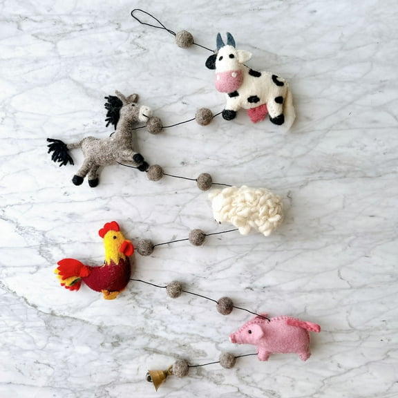 Felt Farml Animal Garland