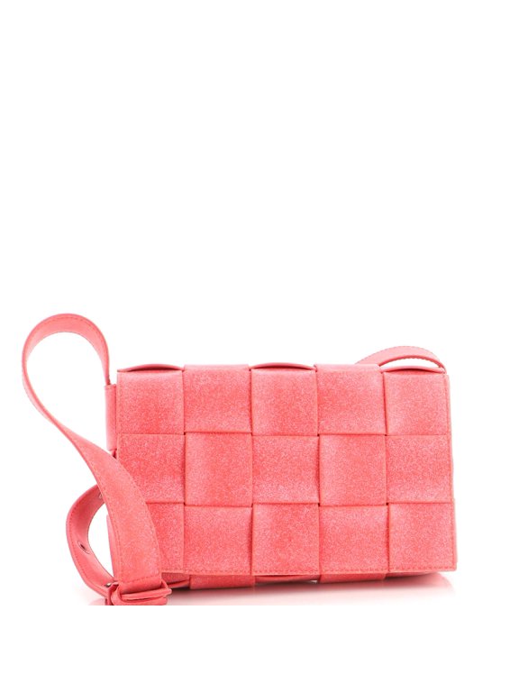 Pre-Owned Cassette Crossbody Bag Maxi Intrecciato Rubber By Rebag