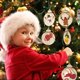 thumbnail image 2 of 50 Piezas de Adornos Navideños de Madera para Hacer Tú Mismo, Grandes Rodajas de Madera Natural Pretaladradas con Agujeros, Círculos de Madera para Manualidades Navideñas, 2 of 4