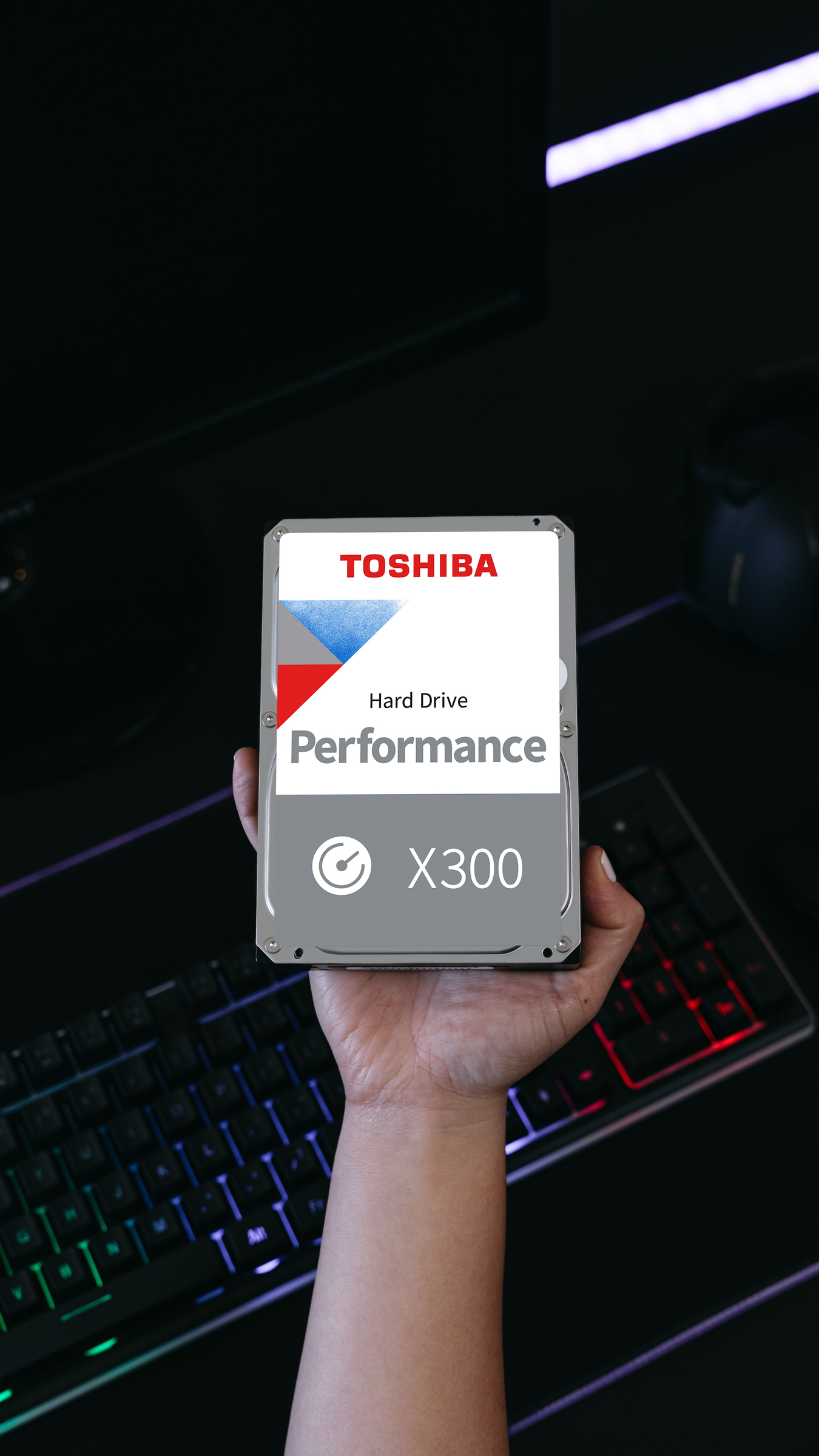 Toshiba X300 Performance Internal Hard drive, 12TB HDWR21CXZSTA - image 5 of 12
