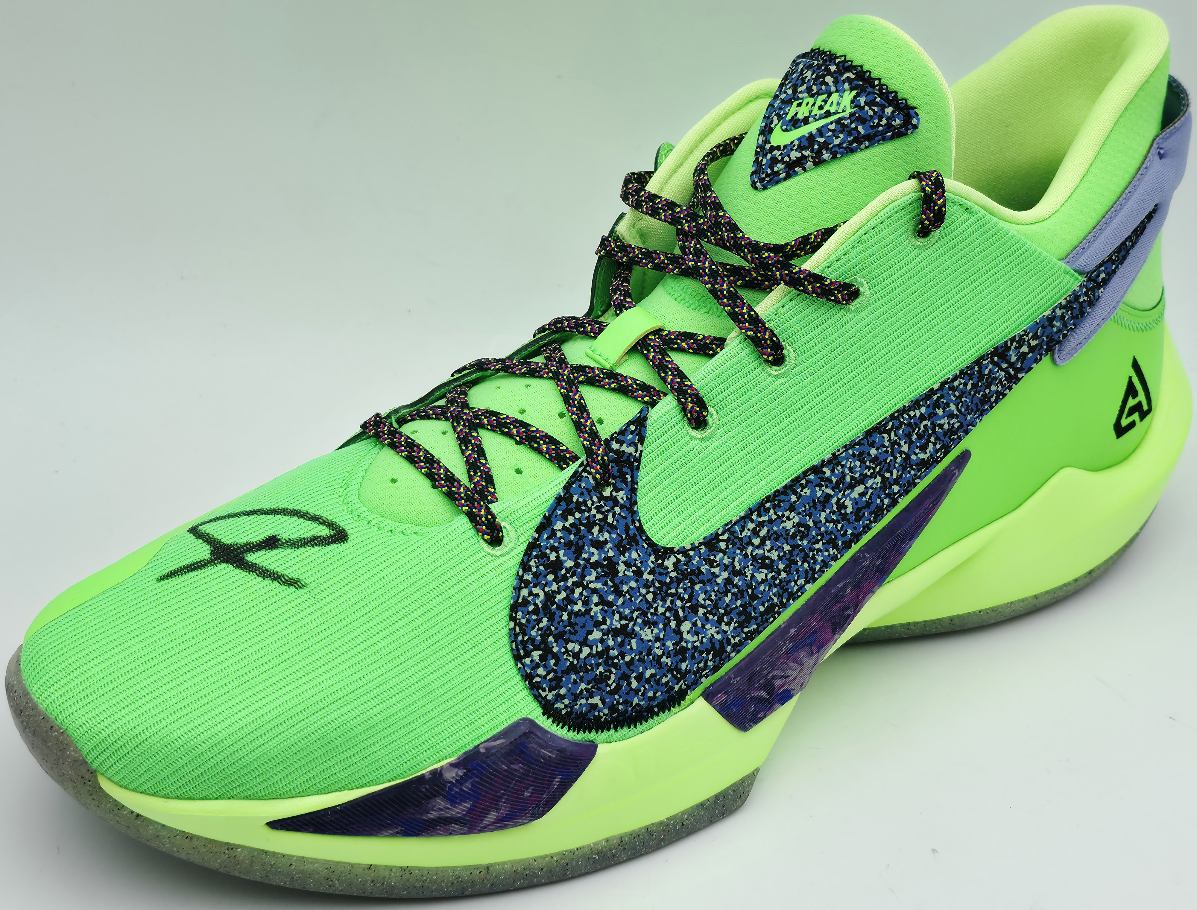 Giannis Antetokounmpo Autographed 2021 Player Exclusive (PE) Promo RAGE
