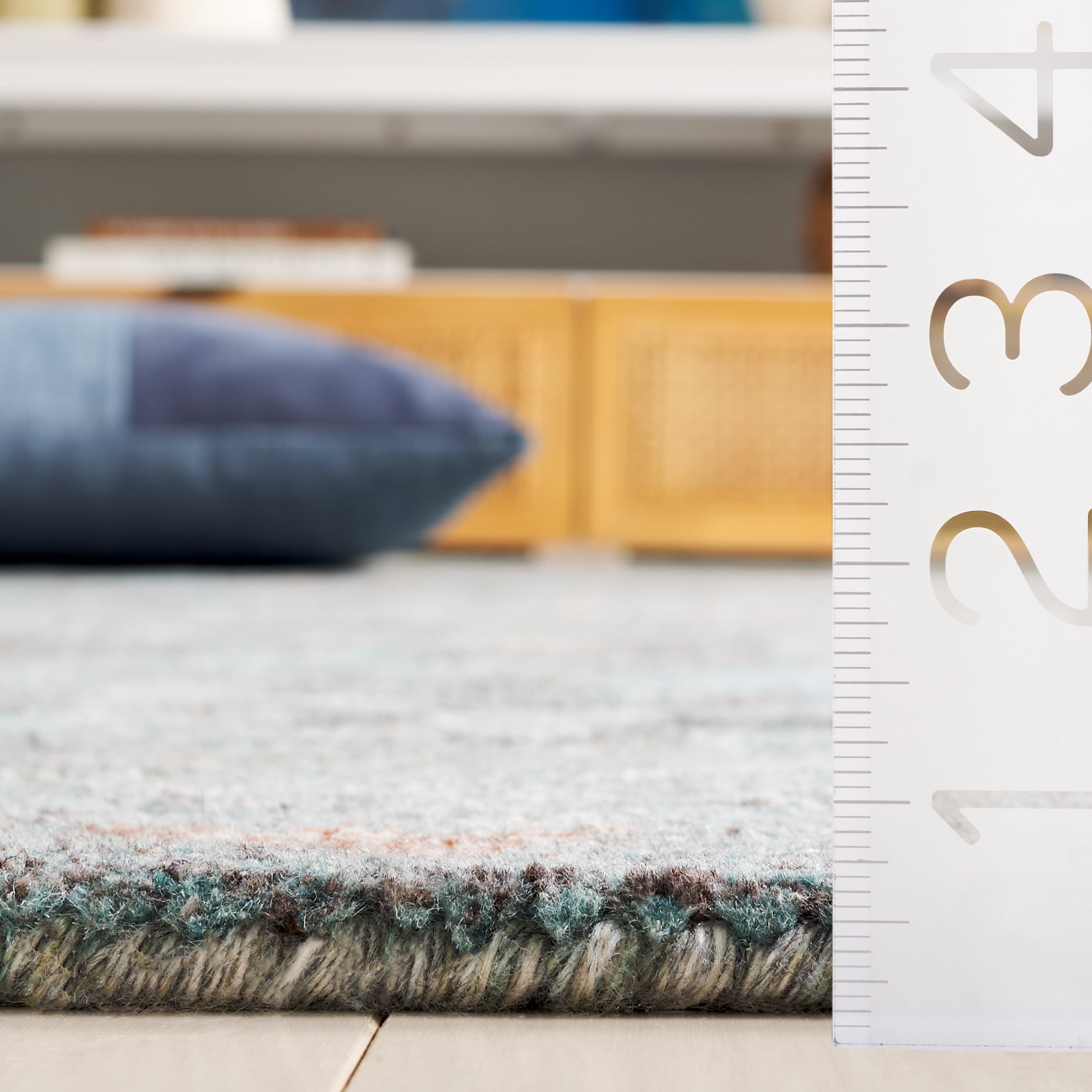 SAFAVIEH Anatolia Kimberly Distressed Area Rug, Teal/Brown, 8' x 10'