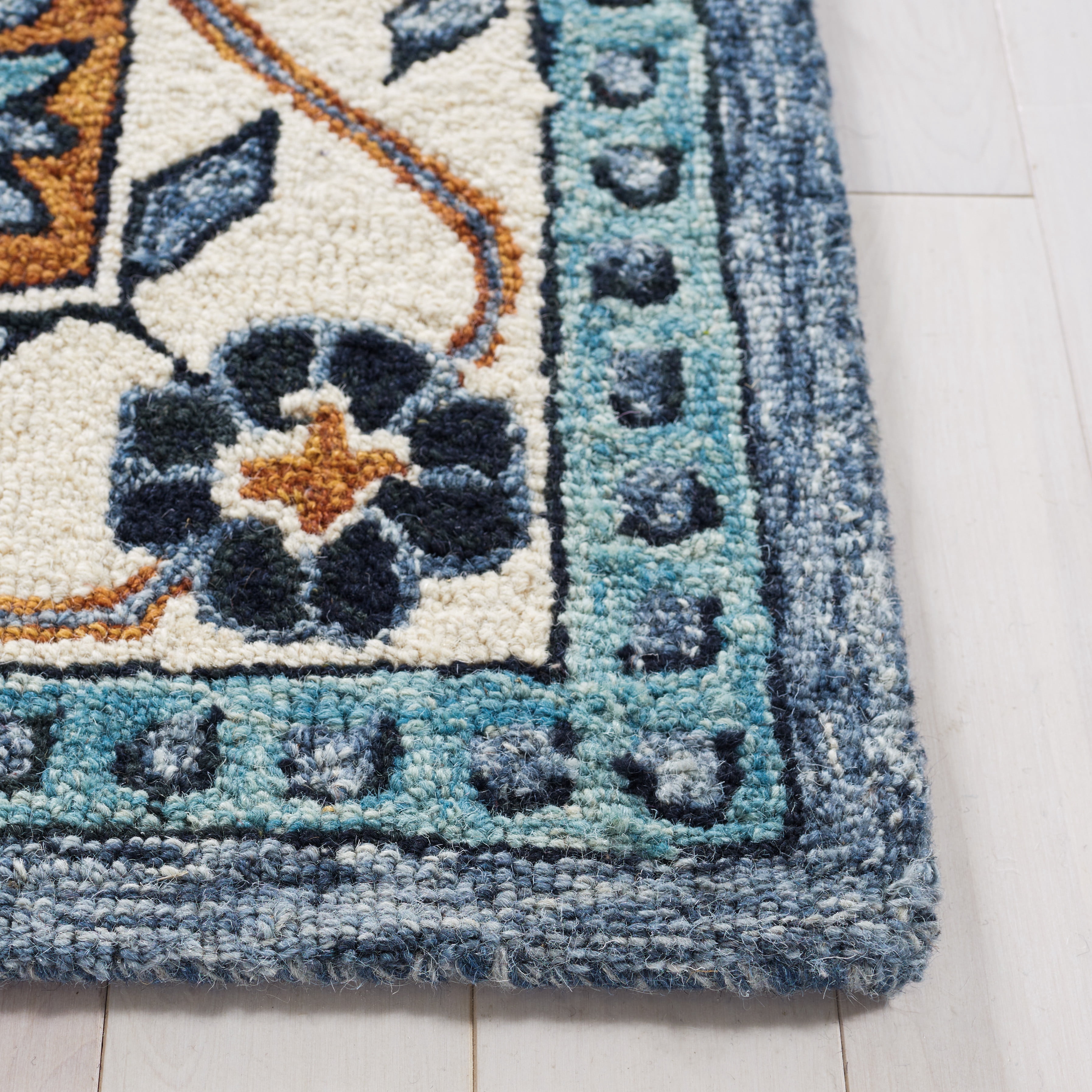 SAFAVIEH Metro Emmeline Medallion Area Rug, Blue/Ivory, 5' x 8'