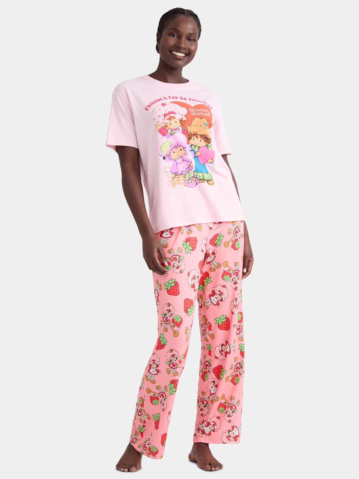 Strawberry Shortcake Women’s Friends and Fun Graphic Tee, Sizes XXS-XXL