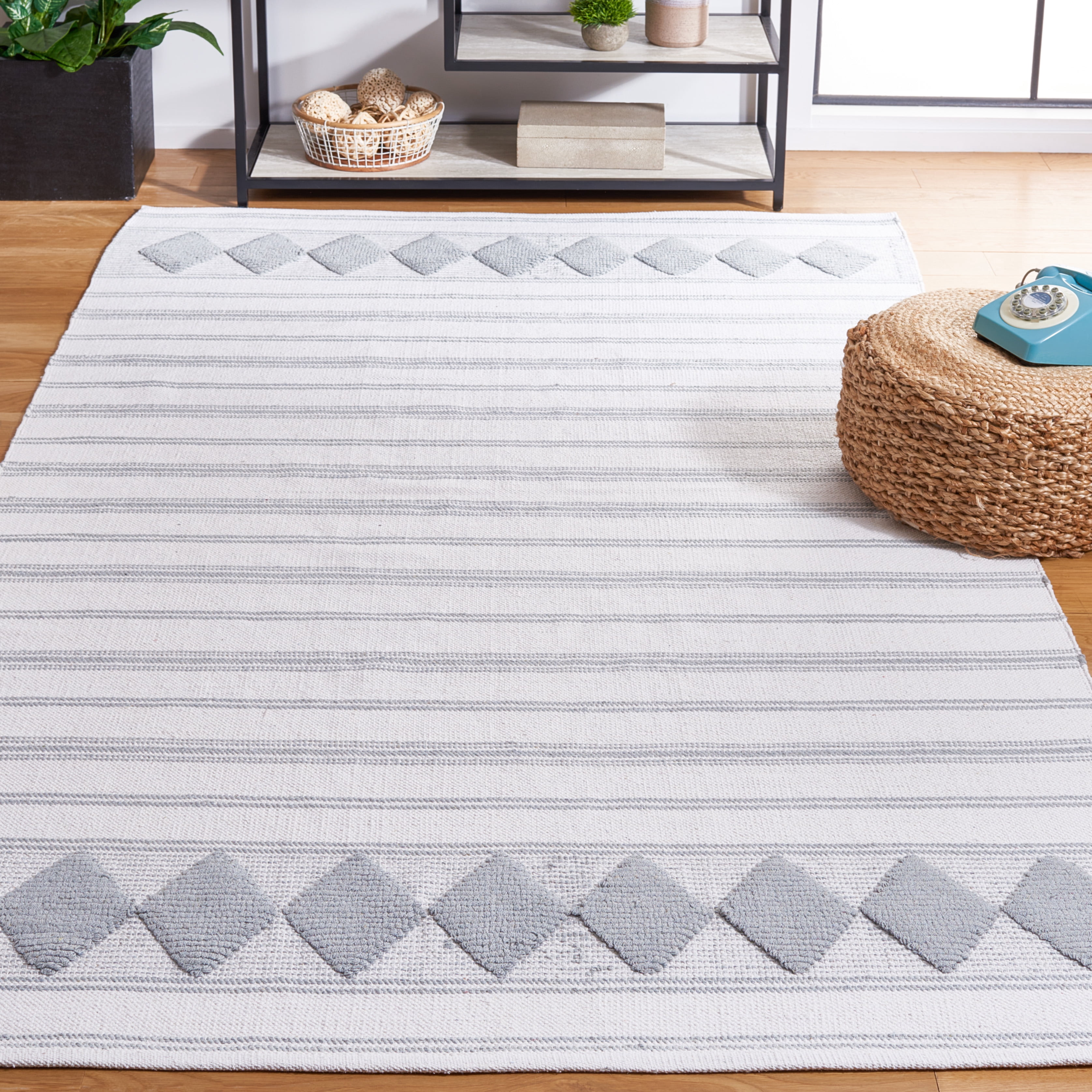 SAFAVIEH Montauk Foliage Striped Cotton Area Rug, Aqua/Ivory, 6' x 9'