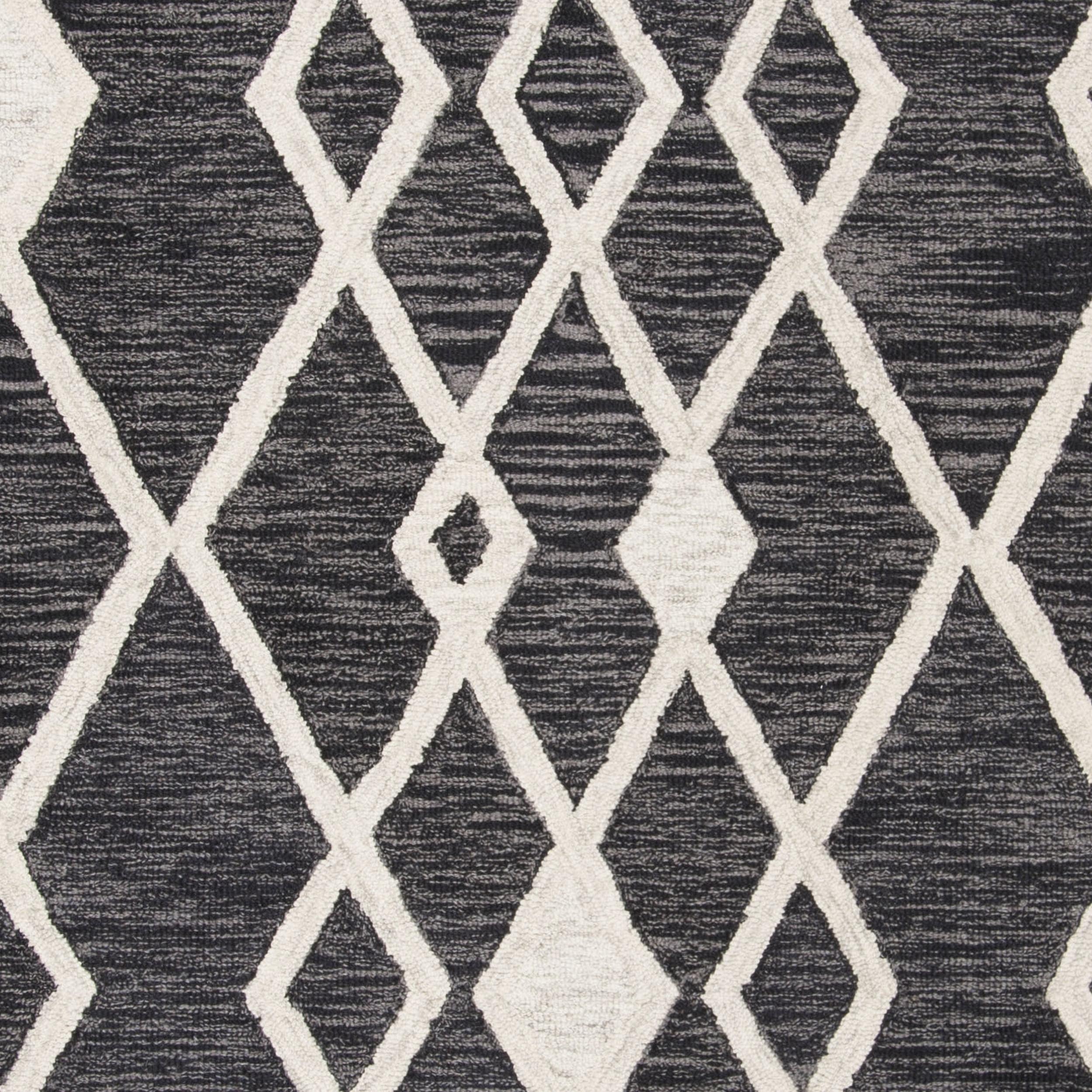 SAFAVIEH Micro-Loop Donella Geometric Aztec Wool Area Rug, Charcoal/Ivory, 8' x 10'
