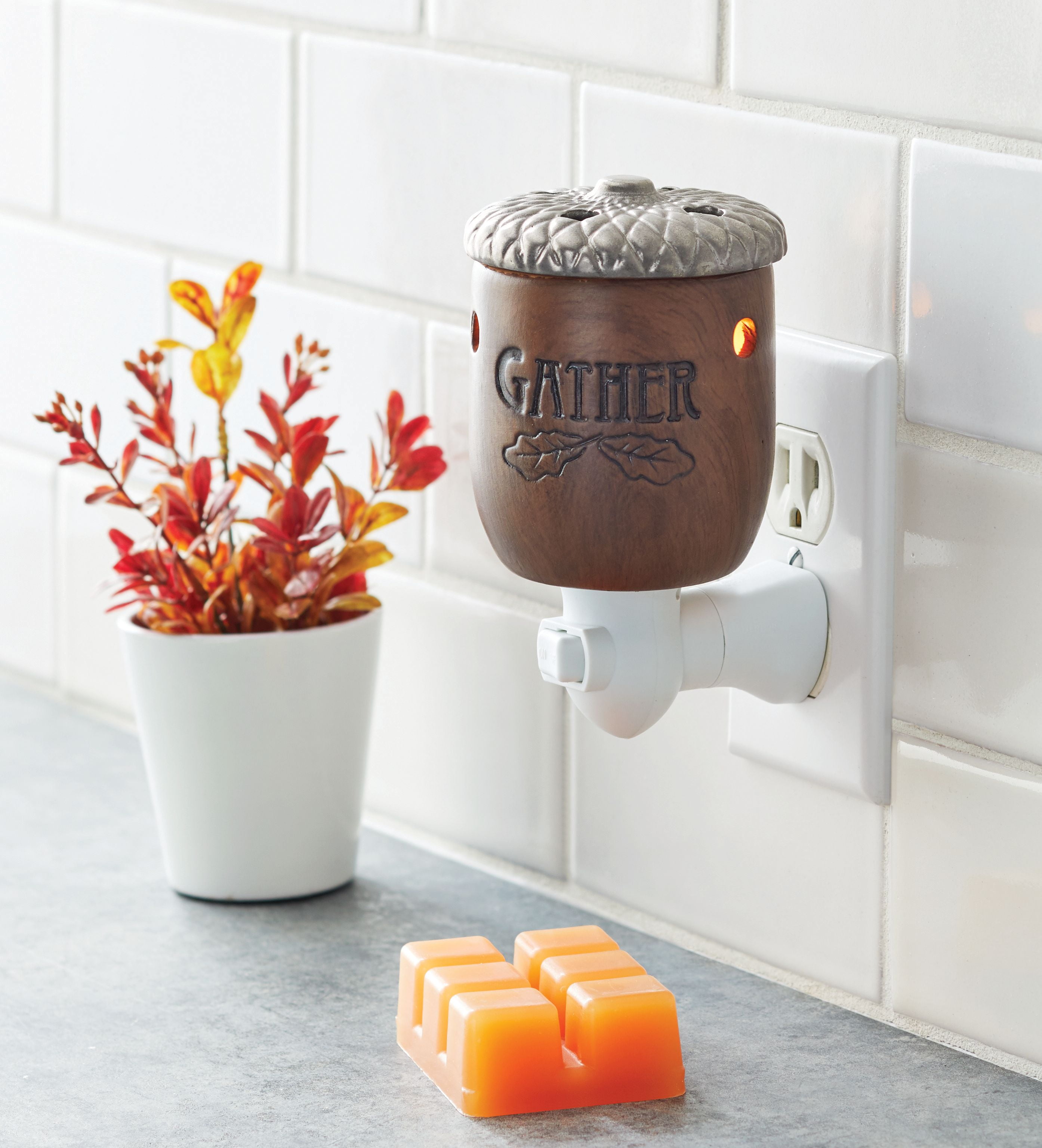 Scentsy Crazy Hot Mess Mini Warmer