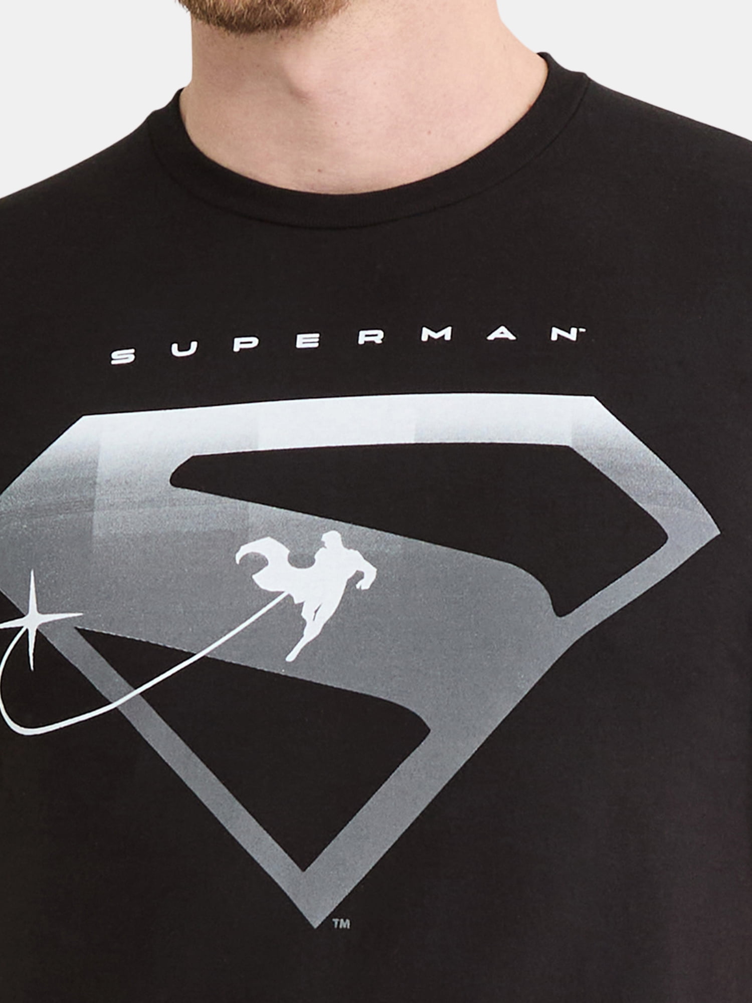 Superman Metropolis Men's & Big Men's Shield Front & Foil Back Cotton Graphic Tee, Sizes S-3XL