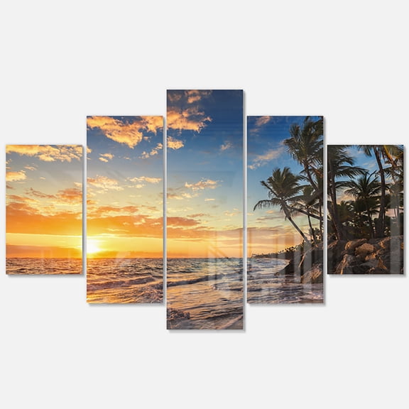 Designart 'Paradise Tropical Island Beach with Palms ' Multipanel Extra Large Seascape Metal Wall Decor