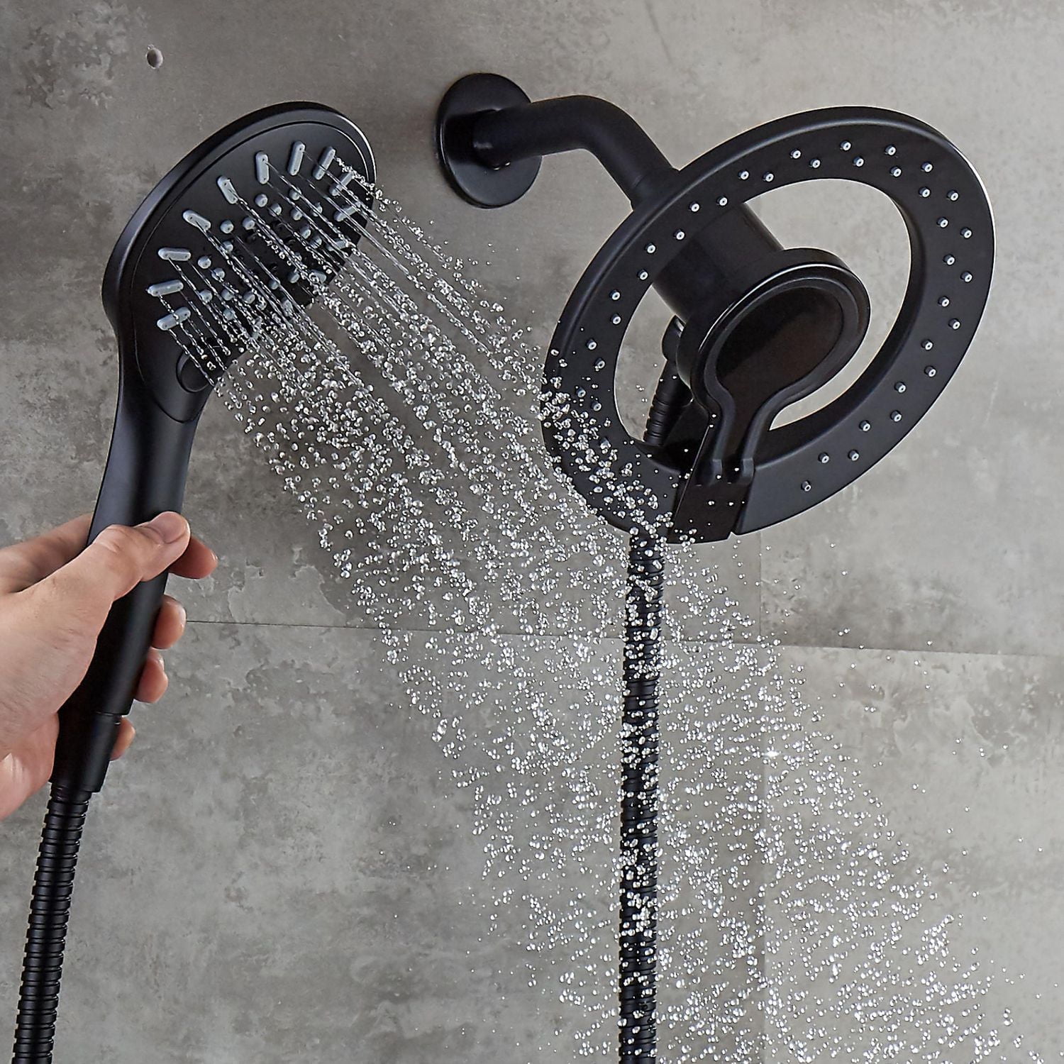Valve thermostatique carrée avec déviateur à 4 voies d'Akuaplus®. 2 douchettes magnétiques, pouvant être utilisées simultanément. Douchette magnétique à 3 réglages avec bouton poussoir et pommeau de d