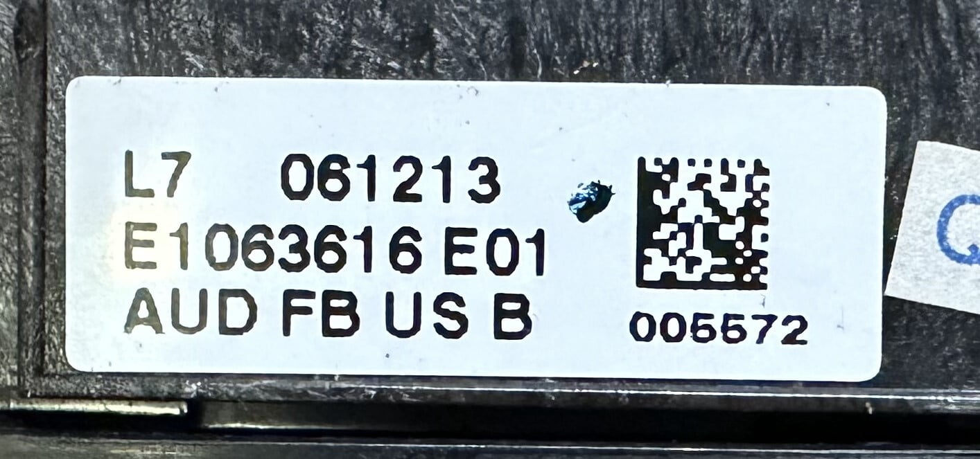 Pre-Owned 13-16 BMW 320i AM FM Radio Control Knob Dash Mounted OEM LKQ - Verify Specific Vehicle Fitment In Description - (Good)