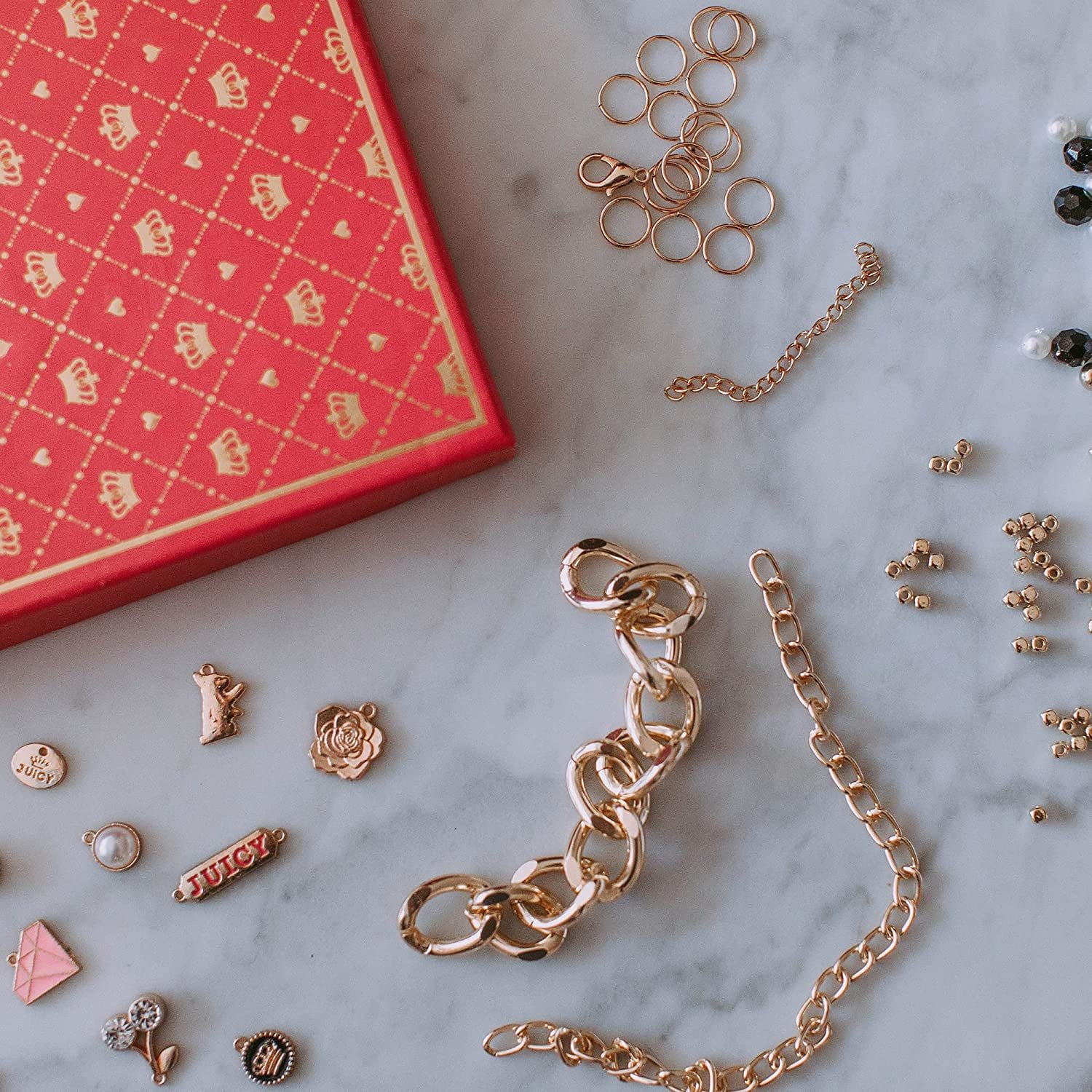 Juicy Couture: Mini Chains & Charms DIY Kit - Create 5 Bracelets, 118  Pieces,10 Juicy Charms, Pink Gold & Black, Children Ages 8+ - Walmart.com