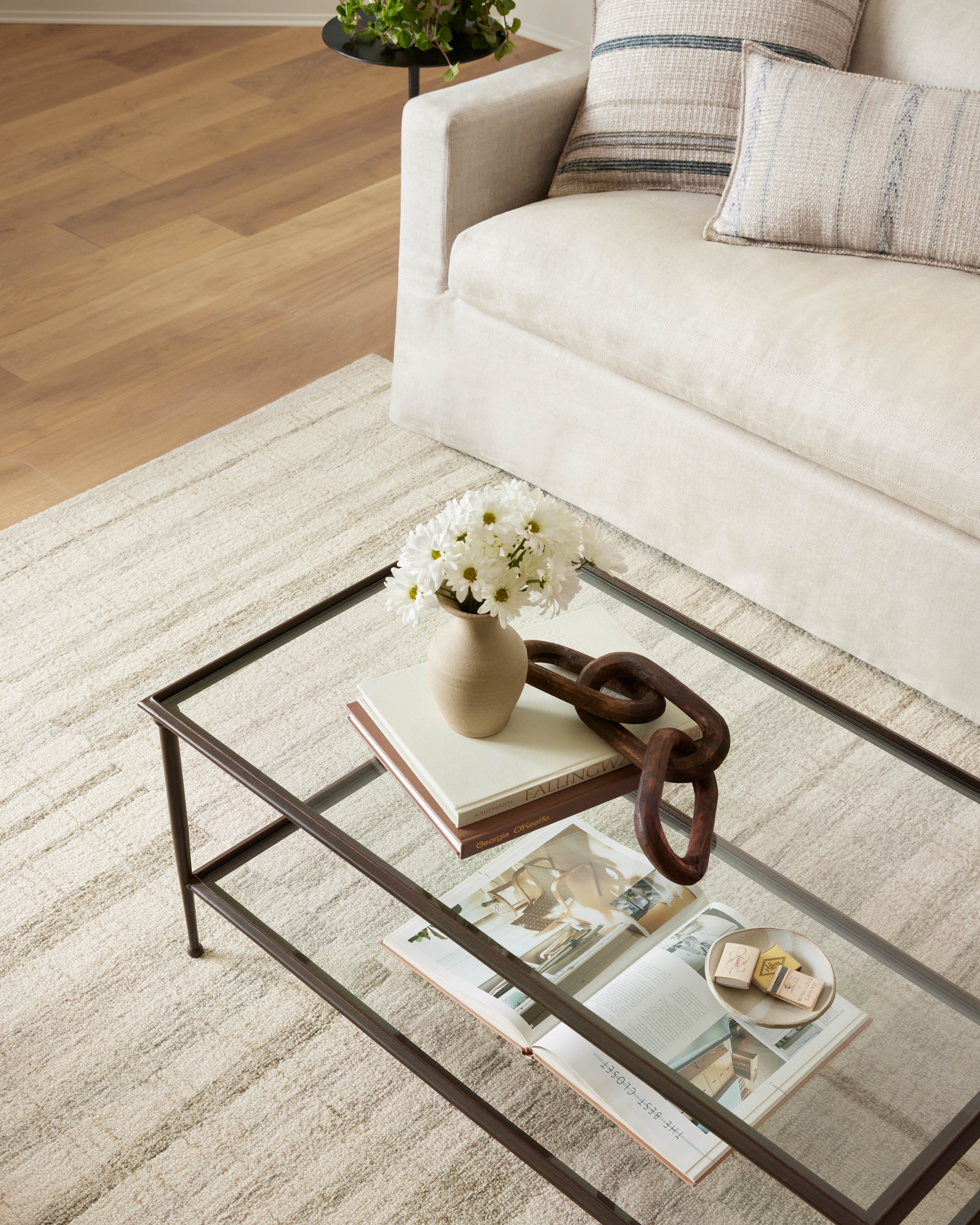 Chris Loves Julia x LoloiChris Natural / Sage 2'-3" x 3'-9" Accent Rug