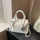 thumbnail image 4 of Bolso de bolos sencillo para mujer, nuevo bolso de mano retro de gran capacidad, moderno bolso de hombro tipo mensajero, 2025, 4 of 5