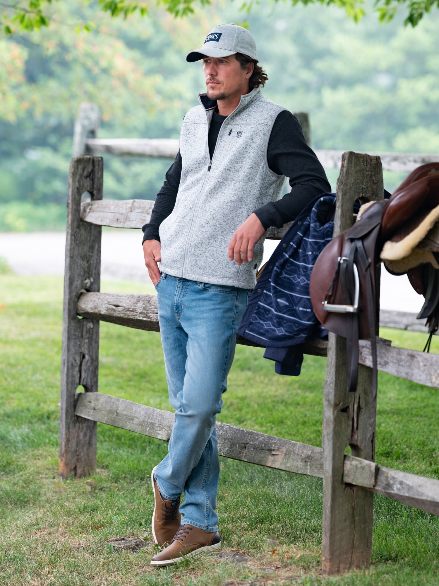 Chaps Men's & Big Men's Sweater Fleece Vest