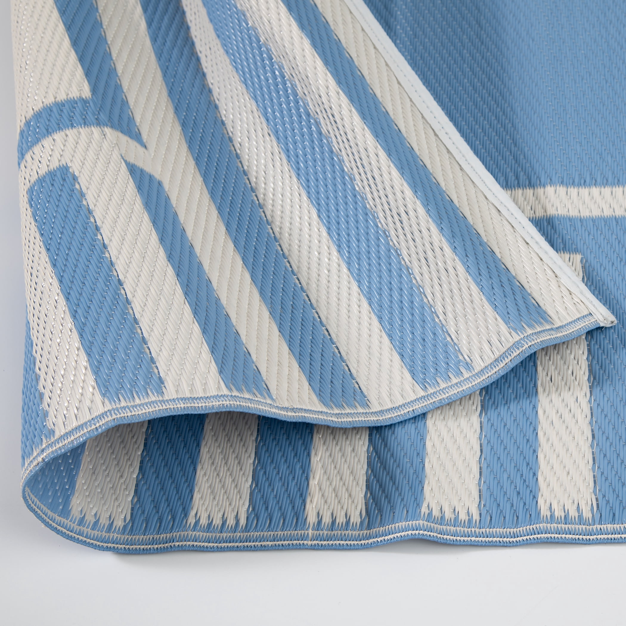 Mainstays Blue Border Stripe Plastic Outdoor Rug, 5'x7'