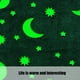 thumbnail image 4 of Manta de forro polar de doble cara con estampado de estrellas y lunas que brilla en la oscuridad, suave y cálida para todas las estaciones, ropa de cama luminosa para el hogar, camping, viajes y rega, 4 of 6