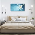 thumbnail image 2 of Cuadro Decorativo - Panel de lirio moderno suave Jr  Impresión en canvas, estrechado, 2 of 2