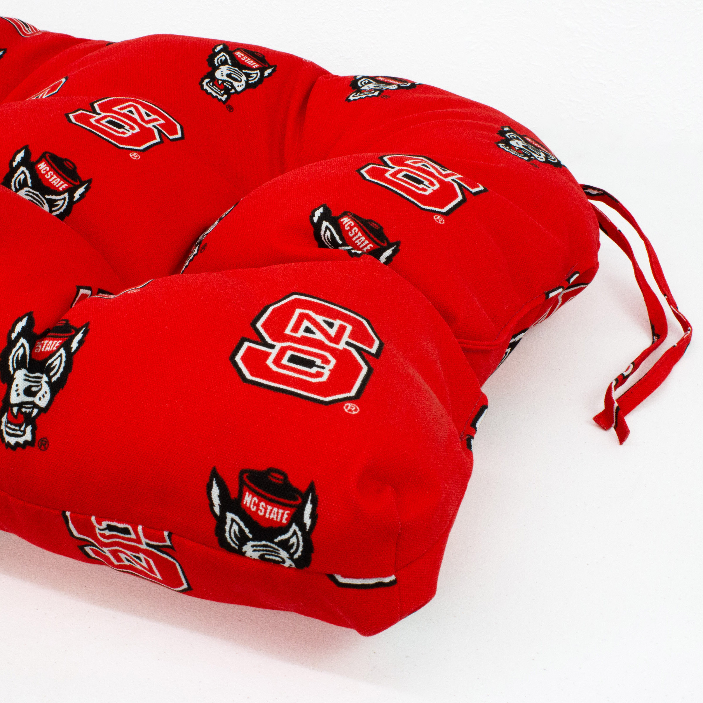 College Covers North Carolina State Wolf pack Settee Cushion, 20 x 46 - image 5 of 7