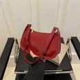 thumbnail image 3 of Bolsos de mano de charol para mujer, sencillos, lisos, con solapa, para el hombro, versátiles, informales, para el día a día, de poliuretano, para llevar debajo de las axilas., 3 of 5