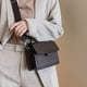 thumbnail image 5 of Bolso pequeño para mujer, moderno, de primavera, con correa ancha para el hombro, pequeño, cuadrado, estilo retro, tipo bandolera, 5 of 6